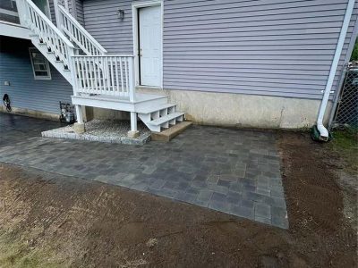 Outdoor Paver Patio