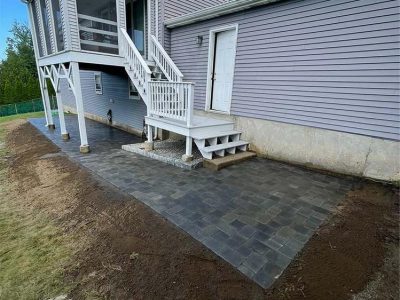 Outdoor Paver Patio
