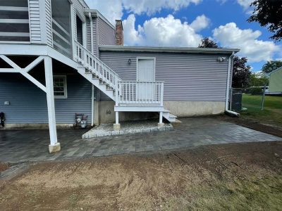 Outdoor Paver Patio
