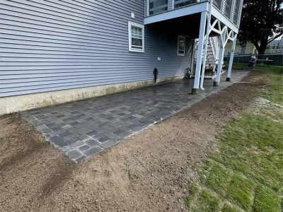 Outdoor Paver Patio